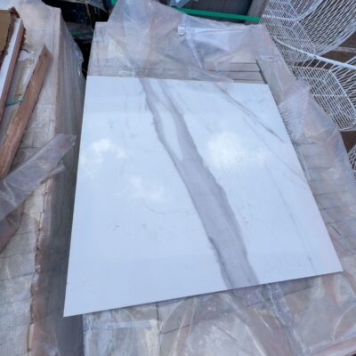 600X600 CELLINI BLANCO POLISHED TILES (30 BOXES OF 4 TILES) 600X600 CELLINI BLANCO POLISHED TILES (30 BOXES OF 4 TILES)