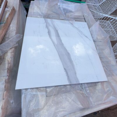 600X600 CELLINI BLANCO POLISHED TILES (30 BOXES OF 4 TILES) 600X600 CELLINI BLANCO POLISHED TILES (30 BOXES OF 4 TILES)
