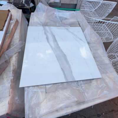 600X600 CELLINI BLANCO POLISHED TILES (30 BOXES OF 4 TILES) 600X600 CELLINI BLANCO POLISHED TILES (30 BOXES OF 4 TILES)