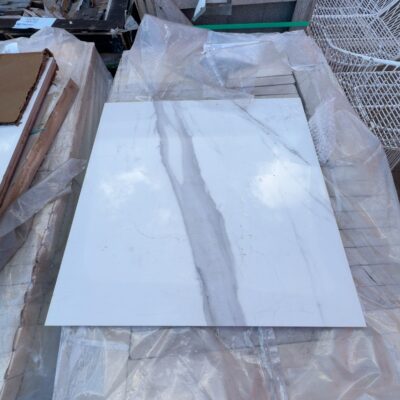 600X600 CELLINI BLANCO POLISHED TILES (30 BOXES OF 4 TILES) 600X600 CELLINI BLANCO POLISHED TILES (30 BOXES OF 4 TILES)