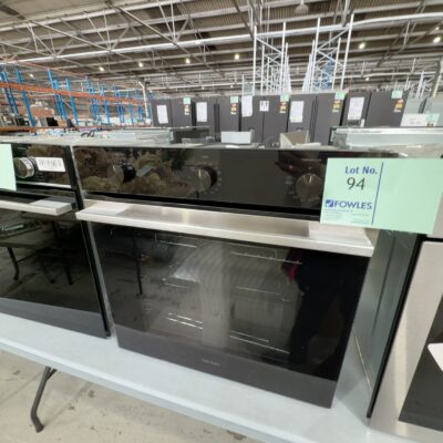 EX DISPLAY VIALLI VGO65S 600MM ELECTRIC OVEN, 5 FUNCTIONS, 3 MONTH WARRANTY EX DISPLAY VIALLI VGO65S 600MM ELECTRIC OVEN, 5 FUNCTIONS, 3 MONTH WARRANTY