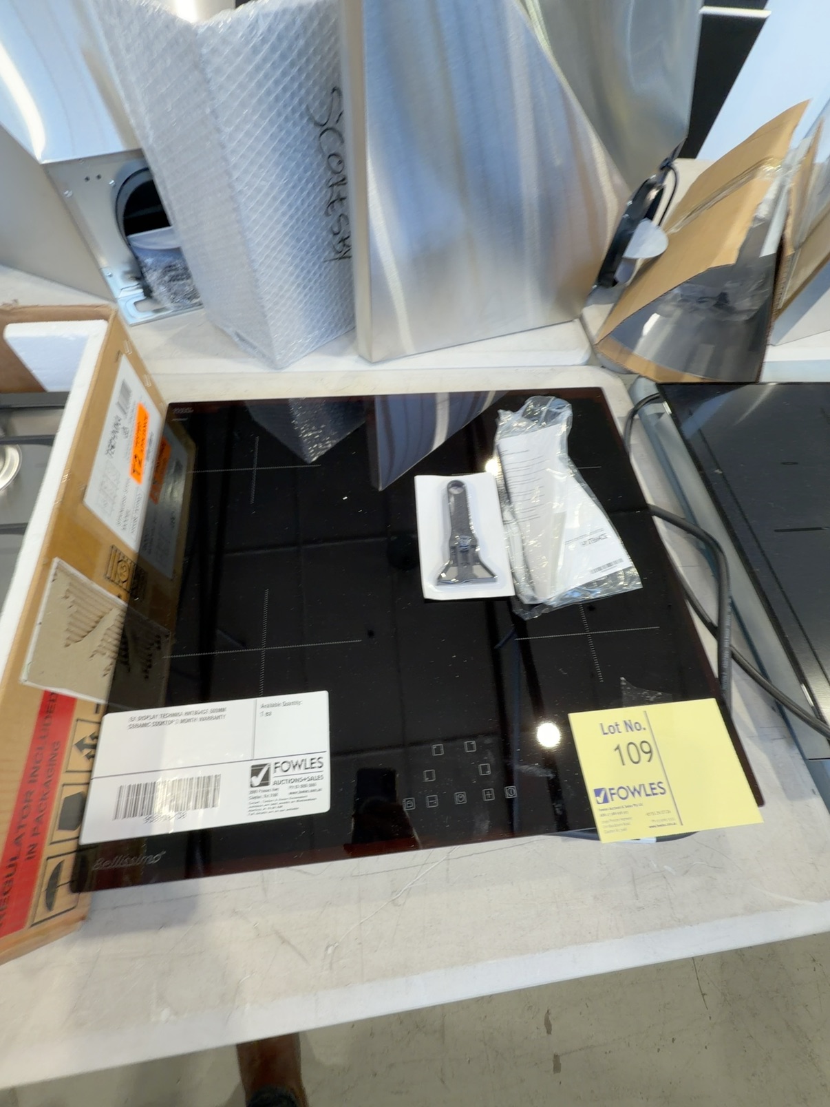EX DISPLAY TECHNIKA HNTB64CE 600MM CERAMIC COOKTOP 3 MONTH WARRANTY EX DISPLAY TECHNIKA HNTB64CE 600MM CERAMIC COOKTOP 3 MONTH WARRANTY