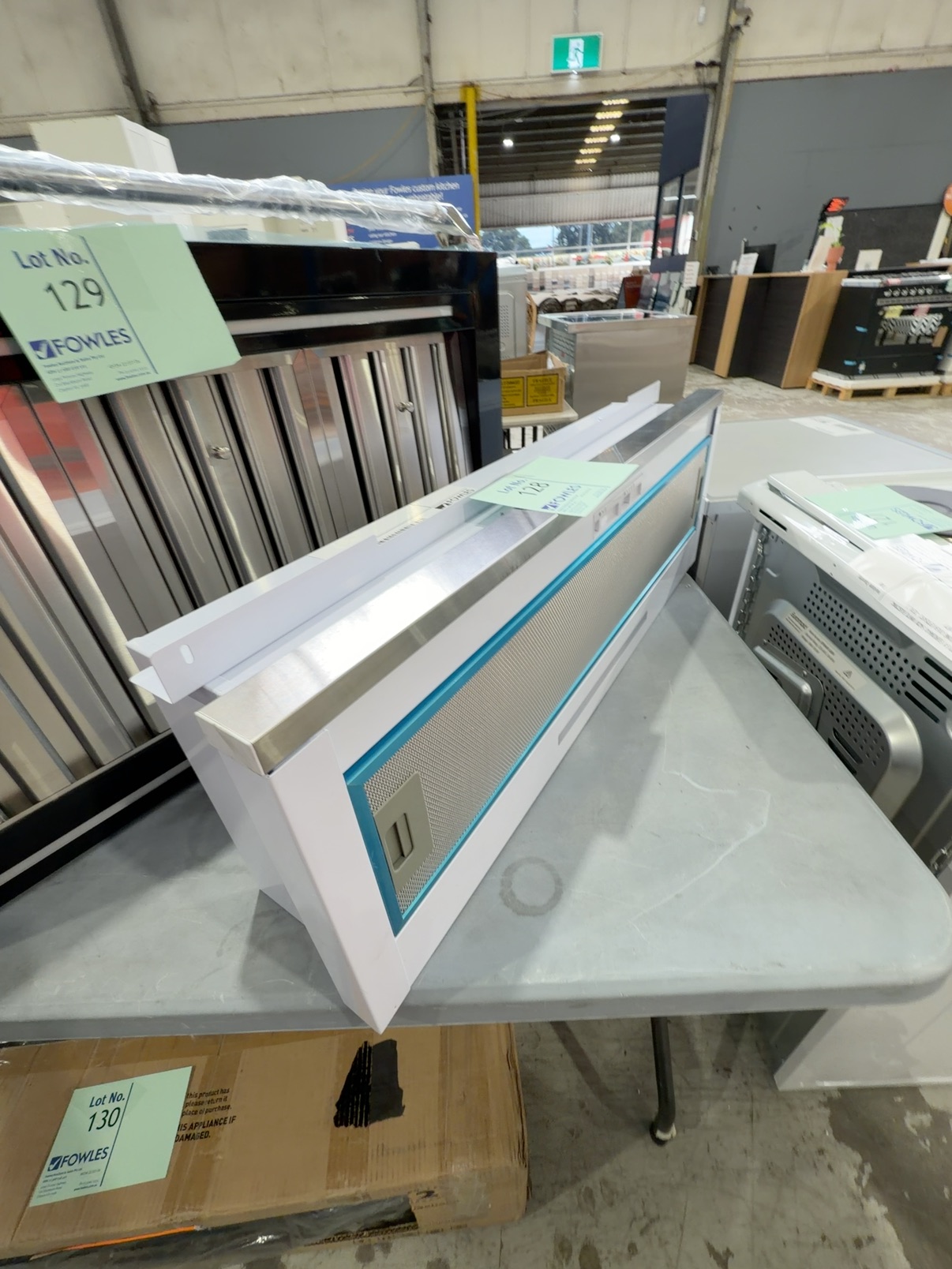 EX DISPLAY 900MM SLIDE OUT RANGEHOOD GSL90RDS, 3 MONTH WARRANTY EX DISPLAY 900MM SLIDE OUT RANGEHOOD GSL90RDS, 3 MONTH WARRANTY