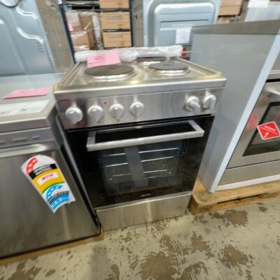EX DISPLAY TECHNIKA 540MM ALL ELECTRIC FREESTANDING OVEN TFS54FC-SES, WITH 3 MONTH WARRANTY EX DISPLAY TECHNIKA 540MM ALL ELECTRIC FREESTANDING OVEN TFS54FC-SES, WITH 3 MONTH WARRANTY