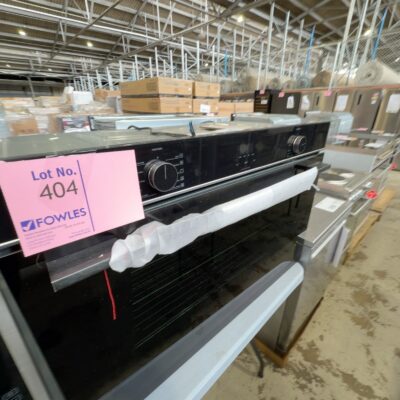 EX DISPLAY TECHNIKA TO9010TB 900MM ELECTRIC OVEN, 10 FUNCTIONS WITH STEAM BAKE WITH 3 MONTH WARRANTY EX DISPLAY TECHNIKA TO9010TB 900MM ELECTRIC OVEN, 10 FUNCTIONS WITH STEAM BAKE WITH 3 MONTH WARRANTY