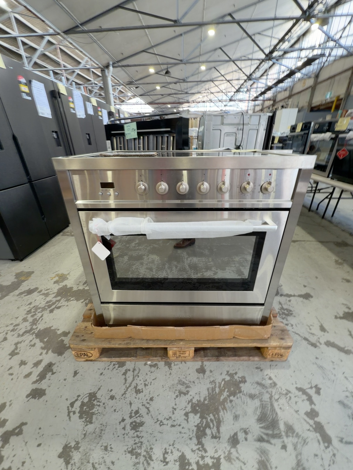 EX DISPLAY EUROMAID 900MM ELECTRIC FREESTANDING OVEN WITH CERAMIC COOKTOP FC9PS, WITH 3 MONTH WARRANTY EX DISPLAY EUROMAID 900MM ELECTRIC FREESTANDING OVEN WITH CERAMIC COOKTOP FC9PS, WITH 3 MONTH WARRANTY
