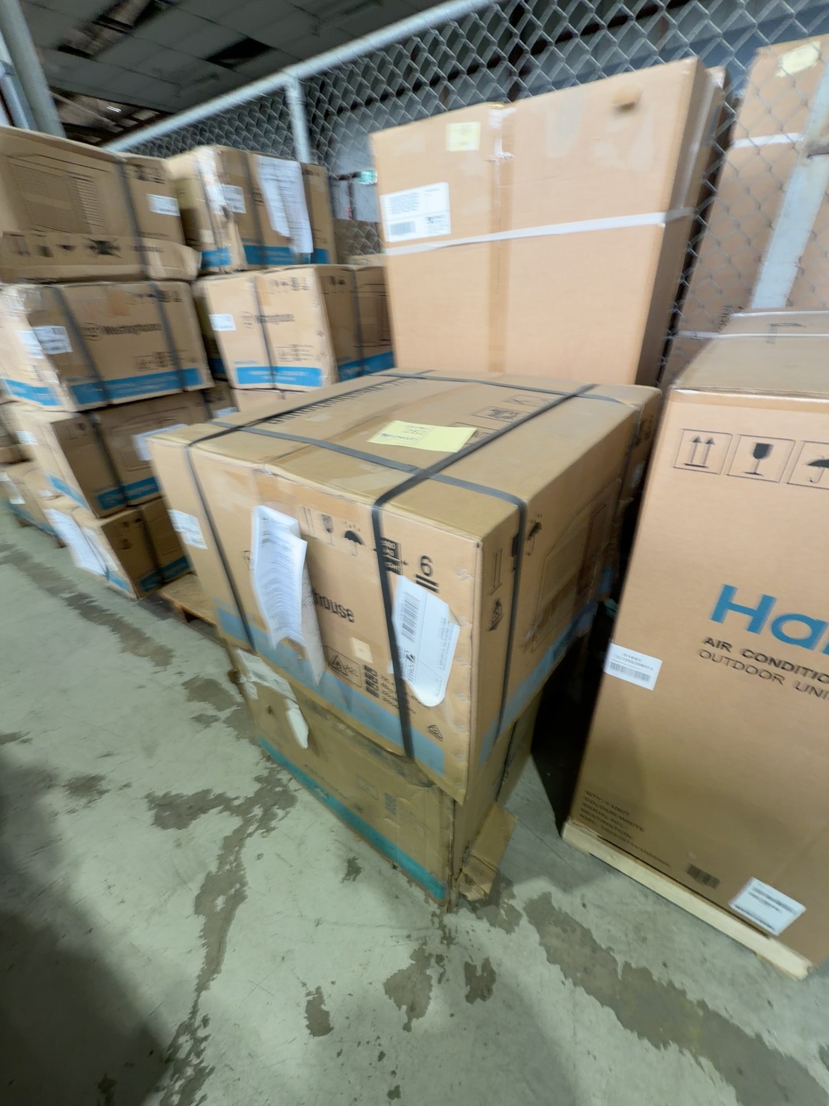 WESTINGHOUSE WWH39CWA 3.9KW COOLING ONLY WINDOW OR WALL AIR CONDTIONER, 12 MONTH WARRANTY WESTINGHOUSE WWH39CWA 3.9KW COOLING ONLY WINDOW OR WALL AIR CONDTIONER, 12 MONTH WARRANTY