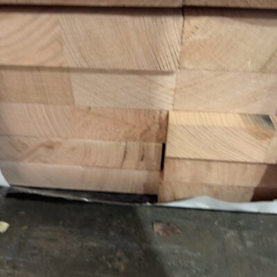 285X43 AUS OAK DAR LAM KD HARDWOOD STAIR TREADS- 5/1.2 2/1.1 9/1.0 2/0.9