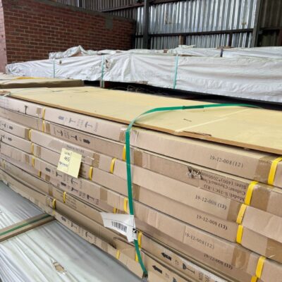 PALLET OF SHOWER SCREENS