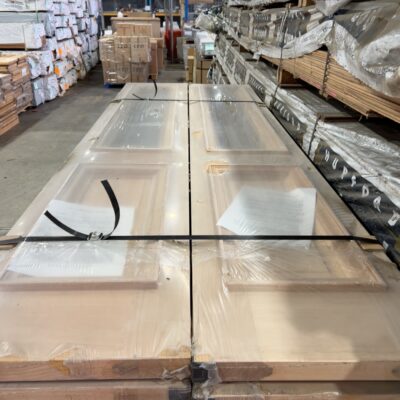 SMALL PALLET OF SIDELIGHT DOORS