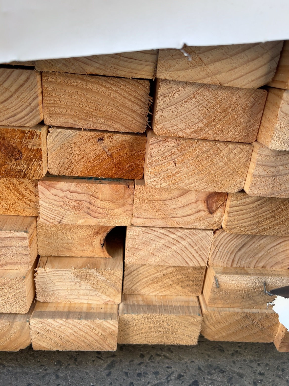 90X45 MGP10 PINE-112/4.5 (THIS PACK IS AGED STOCK AND SOLD AS IS) 90X45 MGP10 PINE-112/4.5 (THIS PACK IS AGED STOCK AND SOLD AS IS)
