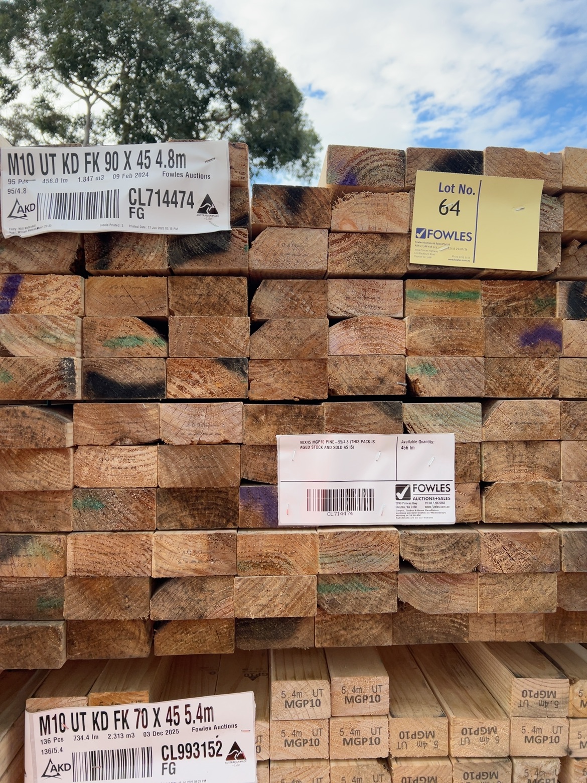 90X45 MGP10 PINE-95/4.8 (THIS PACK IS AGED STOCK AND SOLD AS IS) 90X45 MGP10 PINE-95/4.8 (THIS PACK IS AGED STOCK AND SOLD AS IS)