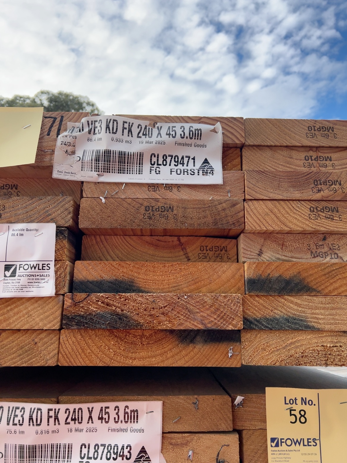 240X45 VE3 MGP10 TREATED PINE-24/3.6 (THIS PACK IS AGED STOCK AND SOLD AS IS) 240X45 VE3 MGP10 TREATED PINE-24/3.6 (THIS PACK IS AGED STOCK AND SOLD AS IS)