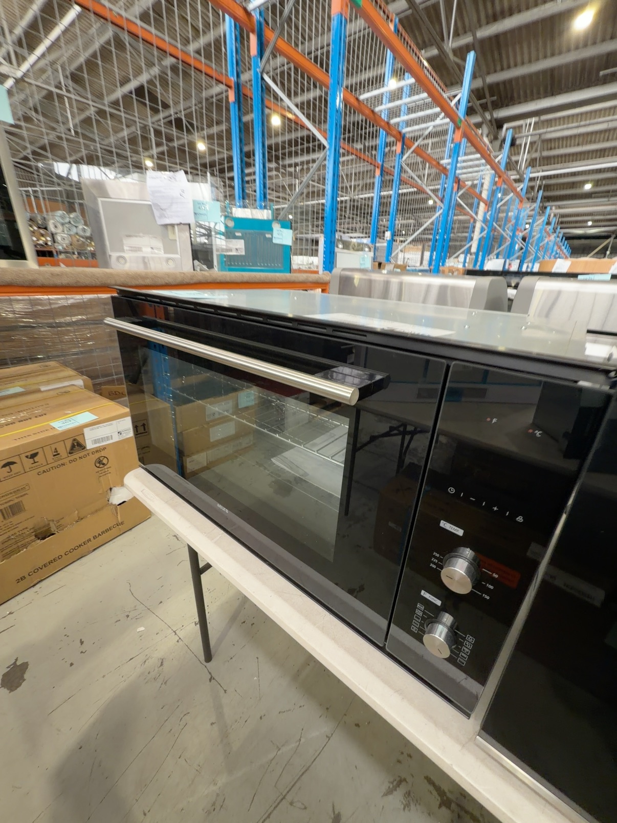 EX DISPLAY EURO 900MM ELECTRIC OVEN, EO900LSX, 10 FUNCTIONS, TRIPLE GLAZED DOOR, WITH 3 MONTH WARRANTY EX DISPLAY EURO 900MM ELECTRIC OVEN, EO900LSX, 10 FUNCTIONS, TRIPLE GLAZED DOOR, WITH 3 MONTH WARRANTY
