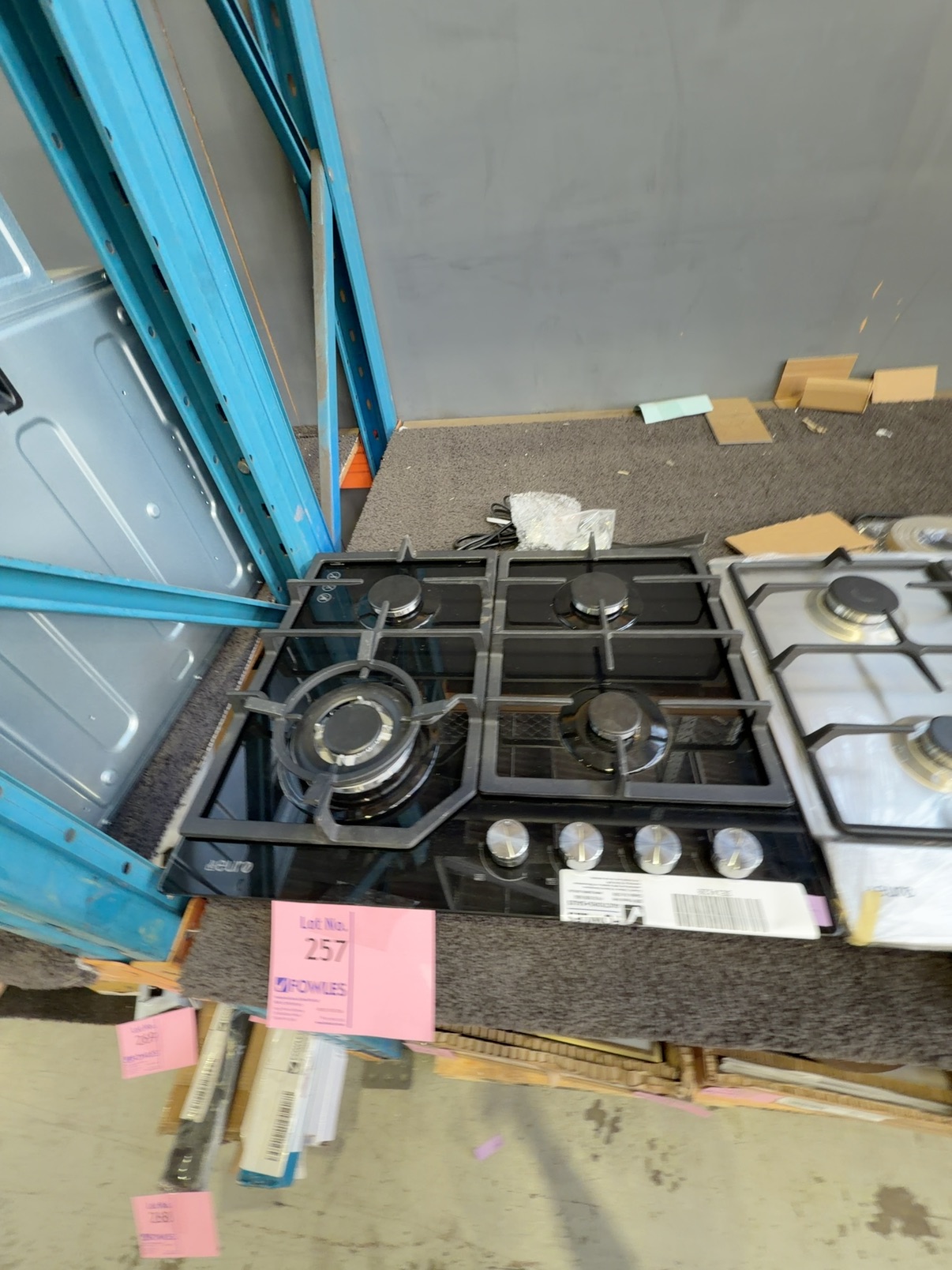 EX DISPLAY EURO 600MM GAS COOKTOP, BLACK GLASS, ECT600GBK2 3 MONTH WARRANTY EX DISPLAY EURO 600MM GAS COOKTOP, BLACK GLASS, ECT600GBK2 3 MONTH WARRANTY