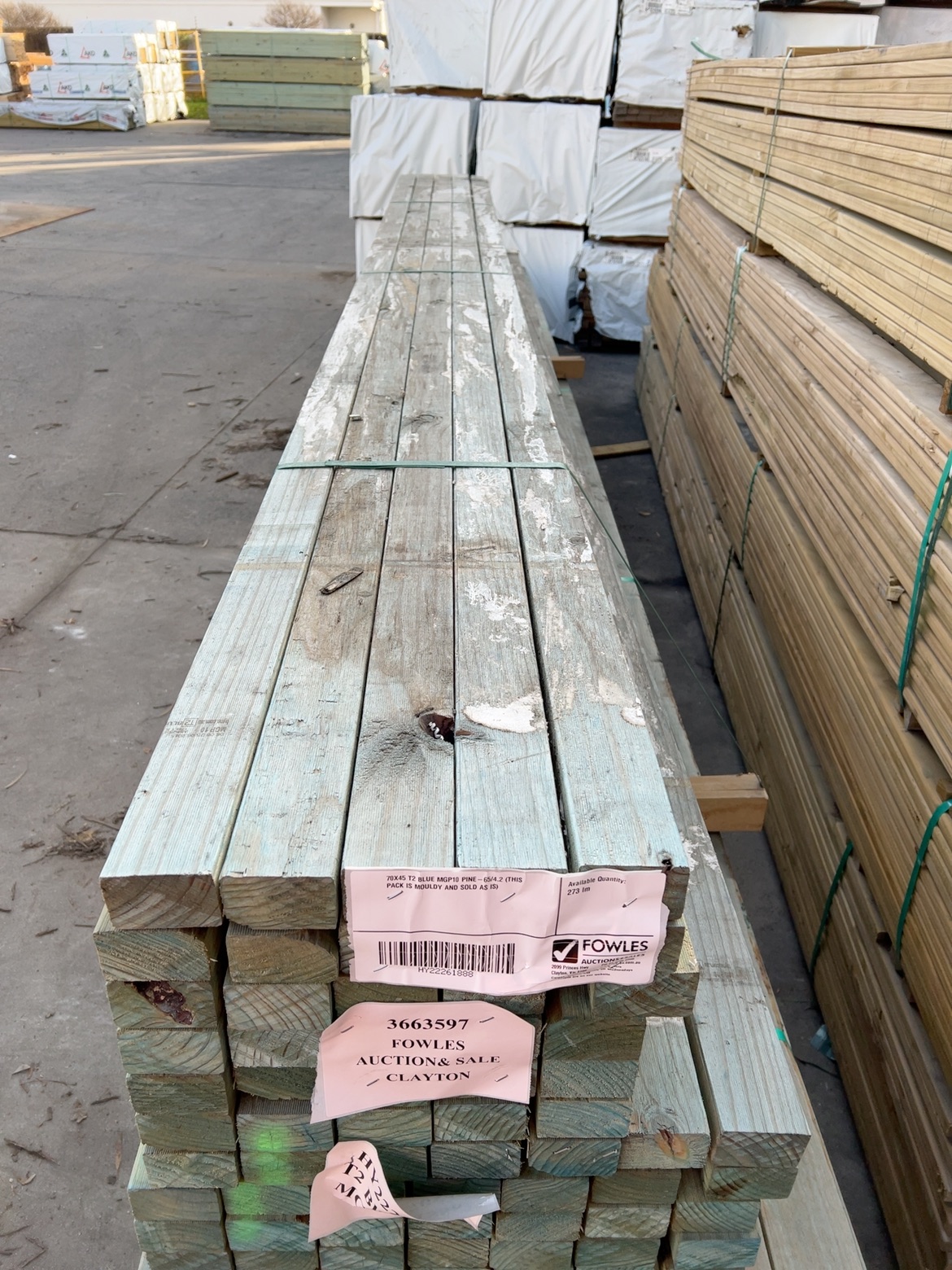 70X45 T2 BLUE MGP10 PINE-65/4.2 (THIS PACK IS MOULDY AND SOLD AS IS) 70X45 T2 BLUE MGP10 PINE-65/4.2 (THIS PACK IS MOULDY AND SOLD AS IS)