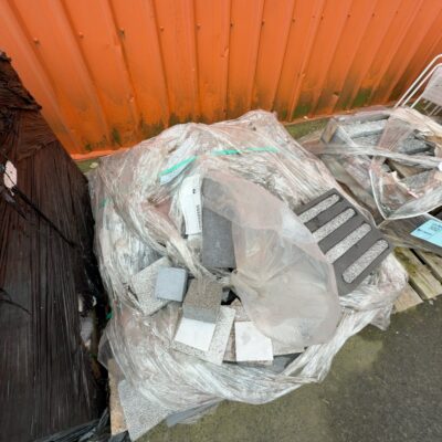 PALLET OF MIXED PAVERS, SOLD AS IS PALLET OF MIXED PAVERS, SOLD AS IS