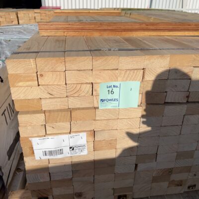 90X45 MGP10 PINE-165/3.0 90X45 MGP10 PINE-165/3.0