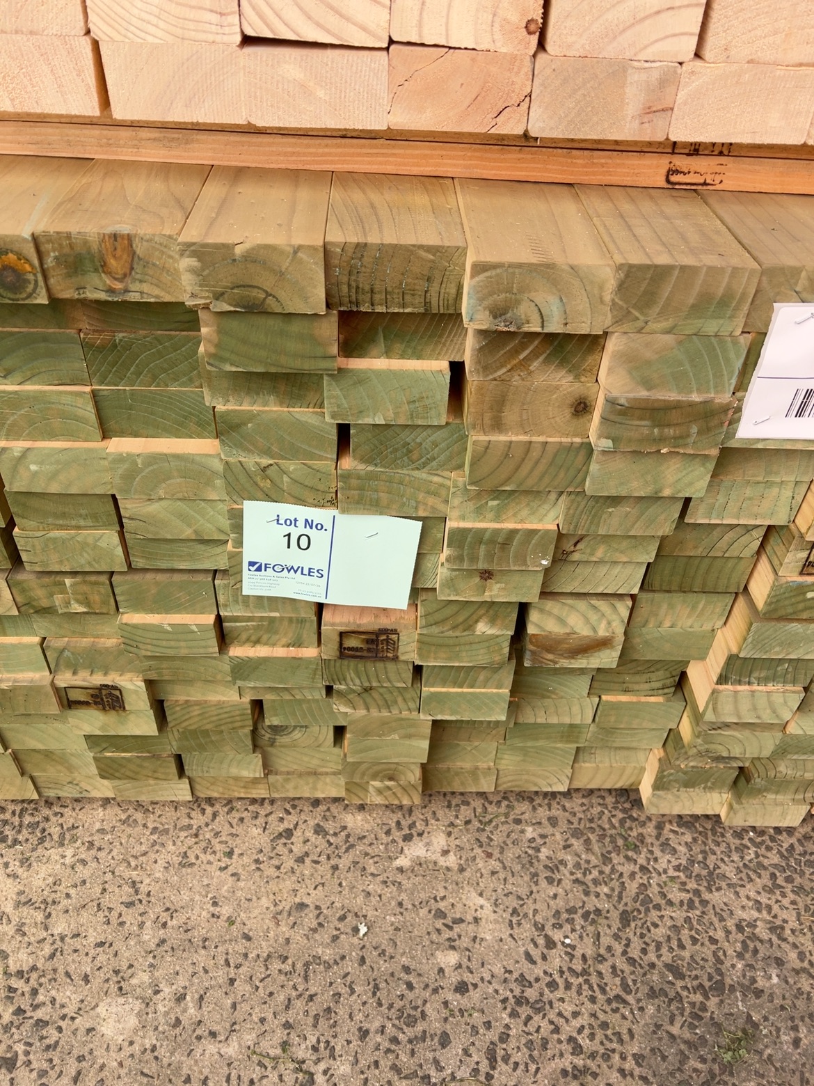 90X45 MGP10 PINE-165/3.0 90X45 MGP10 PINE-165/3.0