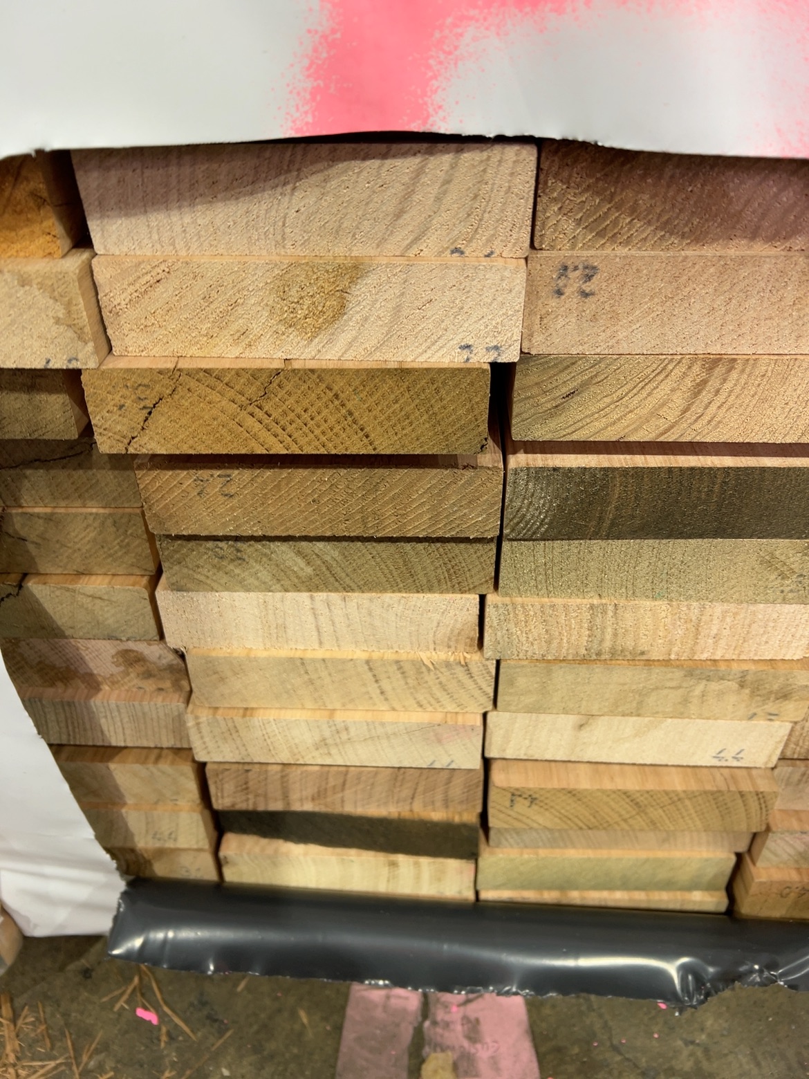 135X32 AUS OAK P/ROUND UTE KD HARDWOOD 135X32 AUS OAK P/ROUND UTE KD HARDWOOD