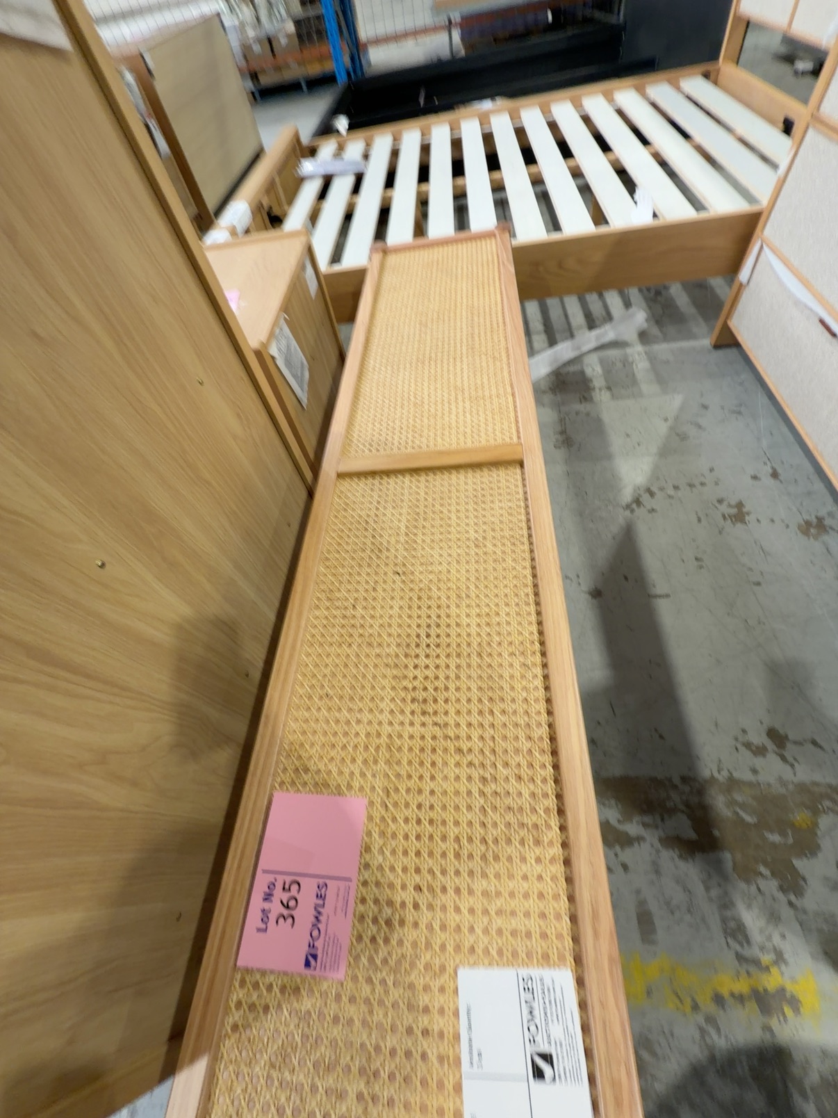 NEW LONDON BED BENCH SEAT, MESSMATE 1800MM NEW LONDON BED BENCH SEAT, MESSMATE 1800MM