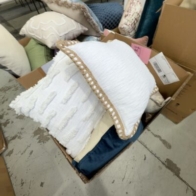 BOX OF ASSORTED EX STAGING CUSHIONS, SOLD AS IS BOX OF ASSORTED EX STAGING CUSHIONS, SOLD AS IS