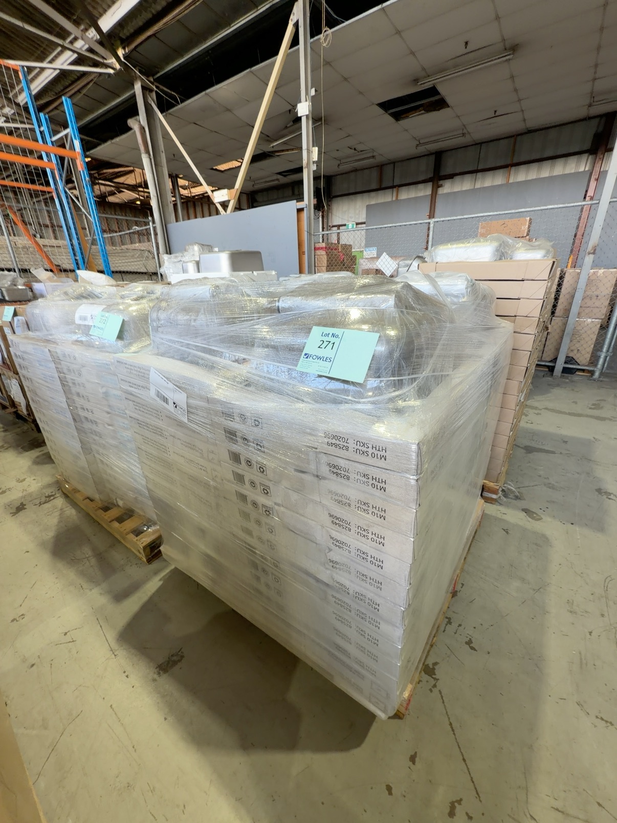 PALLET OF 56QTY LAUNDRY SINKS 45SSB PALLET OF 56QTY LAUNDRY SINKS 45SSB