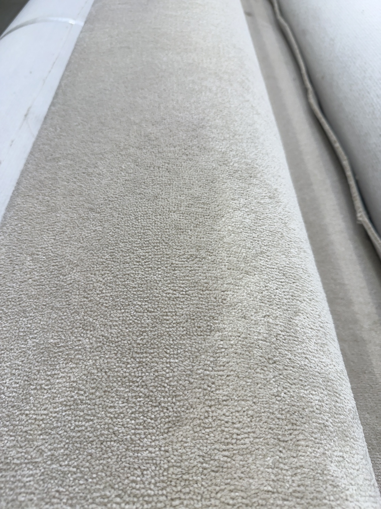 BEARPVCS - Royal Plush 30 Vintage Cream 2nds BEARPVCS - Royal Plush 30 Vintage Cream 2nds