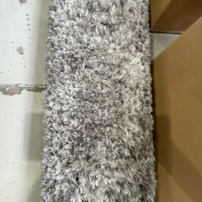 EX SHOWROOM, GREY RUG SOLD AS IS EX SHOWROOM, GREY RUG SOLD AS IS