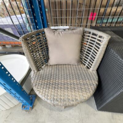 SAMPLE - OUTDOOR RATTAN CHAIR, (NO SWIVEL) SOLD AS IS SAMPLE - OUTDOOR RATTAN CHAIR, (NO SWIVEL) SOLD AS IS