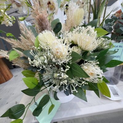 EX STAGING - FAUX FLORAL ARRANGEMENT, SOLD AS IS EX STAGING - FAUX FLORAL ARRANGEMENT, SOLD AS IS