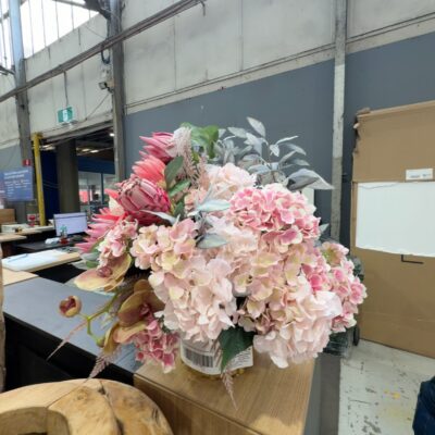 EX STAGING - FAUX FLORAL ARRANGEMENT, SOLD AS IS EX STAGING - FAUX FLORAL ARRANGEMENT, SOLD AS IS