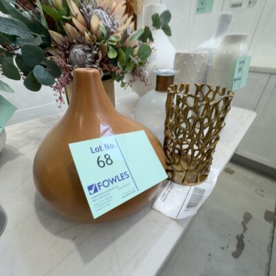 EX STAGING - LOT OF 3 ASSORTED DECORATOR ITEMS, SOLD AS IS EX STAGING - LOT OF 3 ASSORTED DECORATOR ITEMS, SOLD AS IS