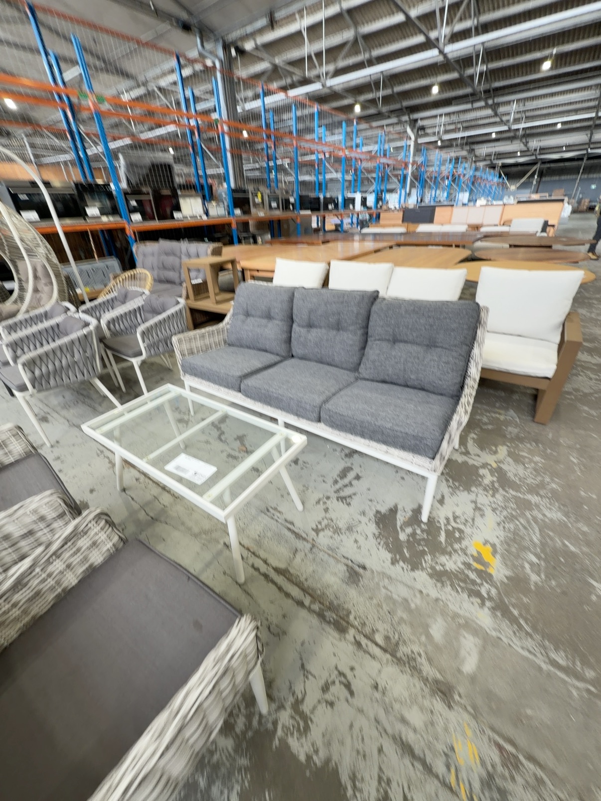 NEW- WHITE OUTDOOR 4 PIECE WICKER LOUNGE RRP$1550 NEW- WHITE OUTDOOR 4 PIECE WICKER LOUNGE RRP$1550