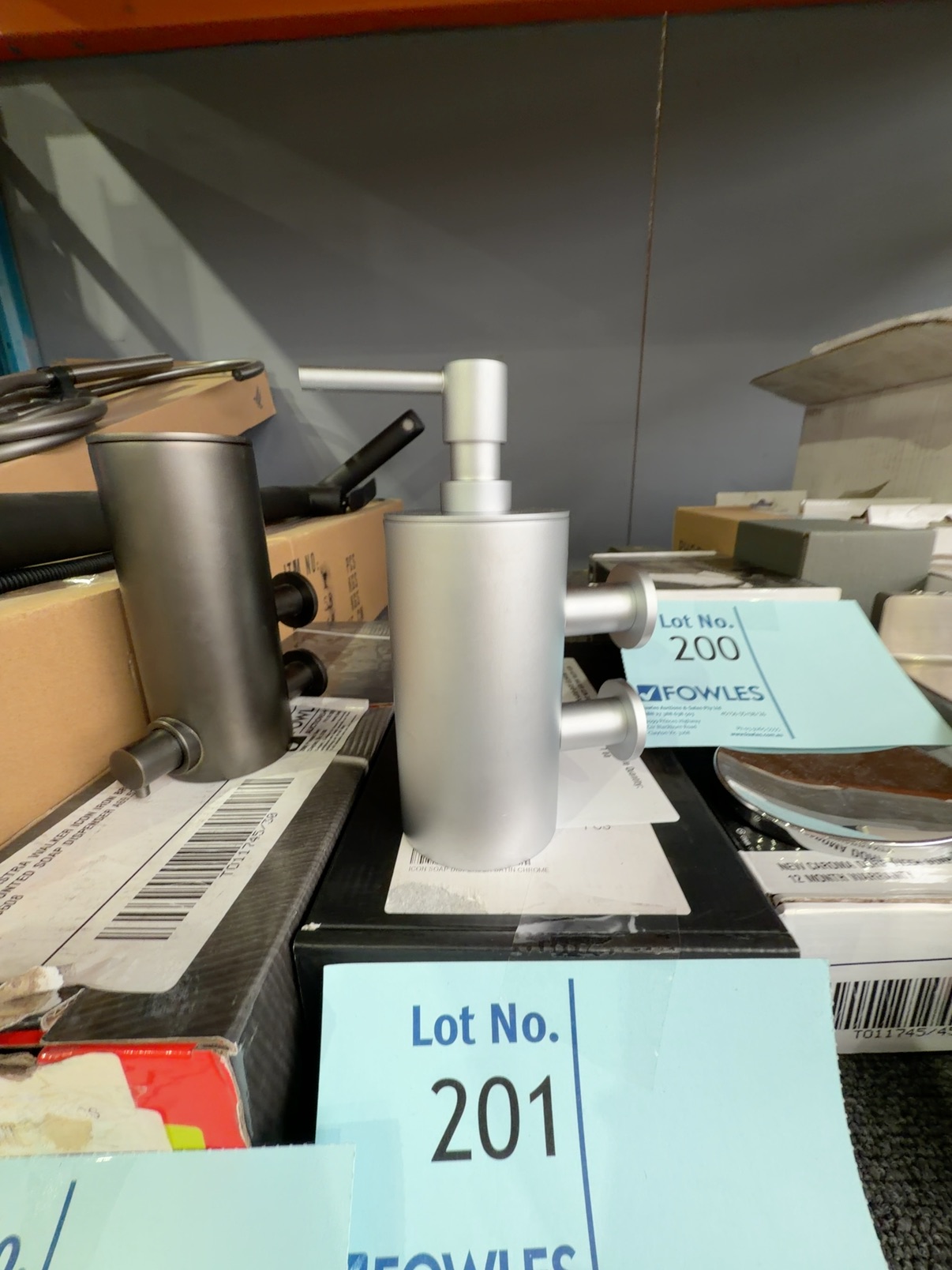 NEW ASTRA WALKER ICON SATIN CHROME WALL MOUNTED SOAP DISPENSER A69.53.07 RRP$608 NEW ASTRA WALKER ICON SATIN CHROME WALL MOUNTED SOAP DISPENSER A69.53.07 RRP$608