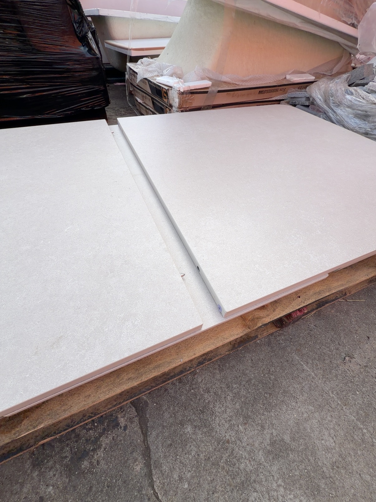 STONE EXTENDABLE OUTDOOR TABLE TOP ONLY, SOLD AS IS, NO LEGS STONE EXTENDABLE OUTDOOR TABLE TOP ONLY, SOLD AS IS, NO LEGS