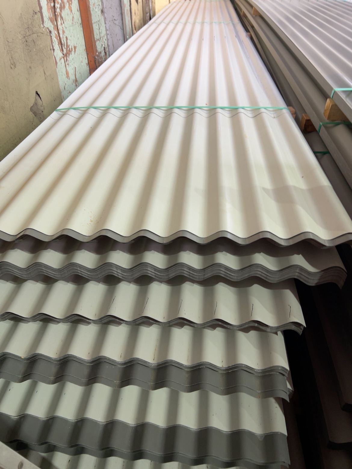 BASALT CORRUGATED METAL ROOFING SHEETS (.042 BMT, 762MM COVER)- 50 SHEETS X 6.0 LONG BASALT CORRUGATED METAL ROOFING SHEETS (.042 BMT, 762MM COVER)- 50 SHEETS X 6.0 LONG