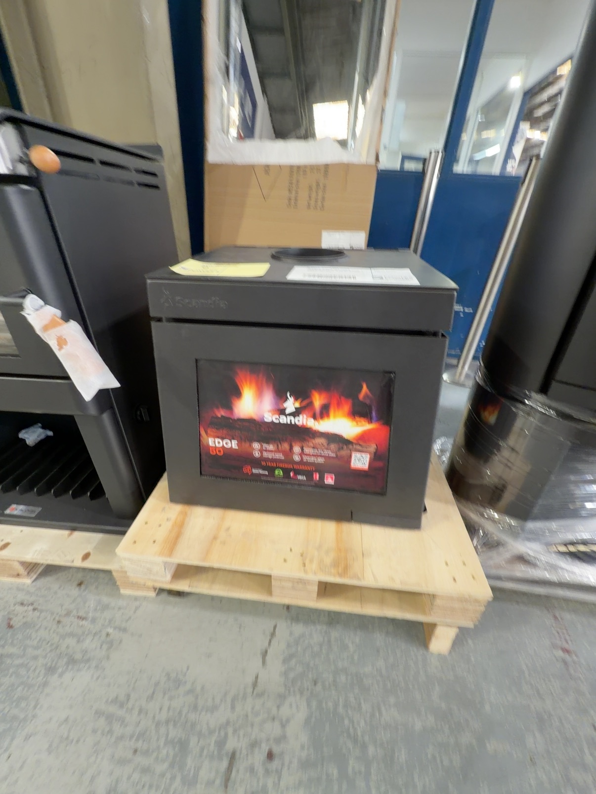 EX DISPLAY SCANDIA EDGE FRENCH PROVINCIAL STYLE WOOD HEATER SCMRE50, 3 SIDED VIEWING GLASS, HEATS UP TO 200M2 SCMRE50-23-0260 3 MONTHS WARRANTY EX DISPLAY SCANDIA EDGE FRENCH PROVINCIAL STYLE WOOD HEATER SCMRE50, 3 SIDED VIEWING GLASS, HEATS UP TO 200M2 SCMRE50-23-0260 3 MONTHS WARRANTY