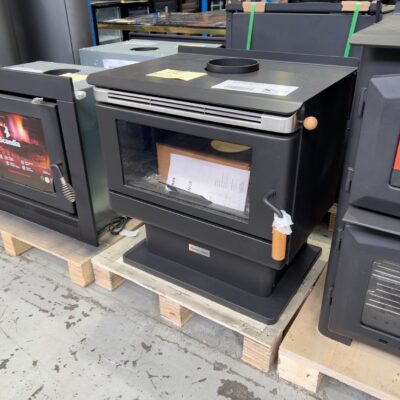 EX DISPLAY SCANDIA KALORA KA500C CONVECTION WOOD HEATER, HEATS UP TO 200M2 WITH 3 SPEED FAN CONTROL KA500C2-24-0128 RRP$1899 3 MONTHS WARRANTY EX DISPLAY SCANDIA KALORA KA500C CONVECTION WOOD HEATER, HEATS UP TO 200M2 WITH 3 SPEED FAN CONTROL KA500C2-24-0128 RRP$1899 3 MONTHS WARRANTY