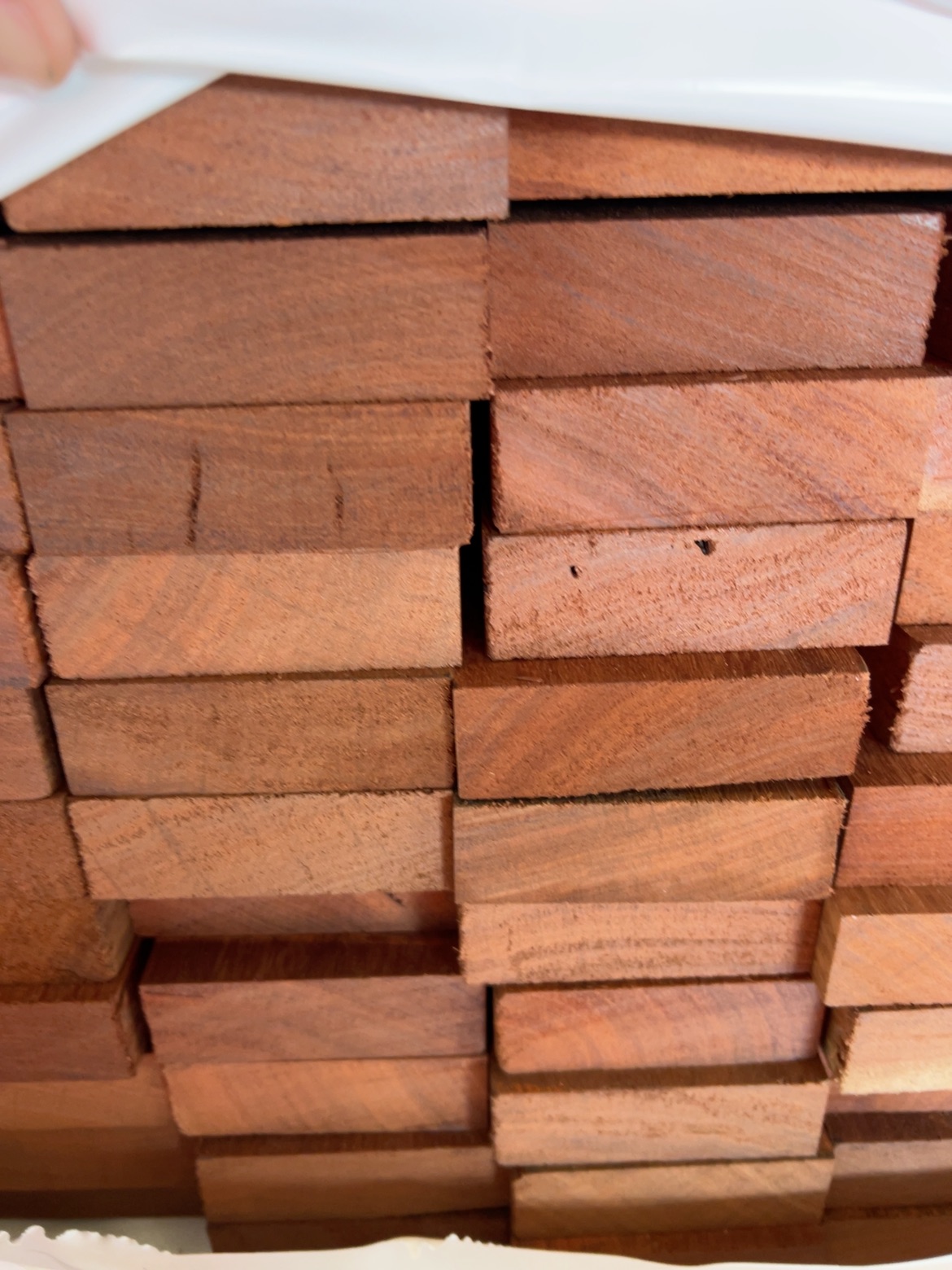 75X25 SKIP DRESSED STANDARD & BETTER GRADE JARRAH-140/1.8 75X25 SKIP DRESSED STANDARD & BETTER GRADE JARRAH-140/1.8