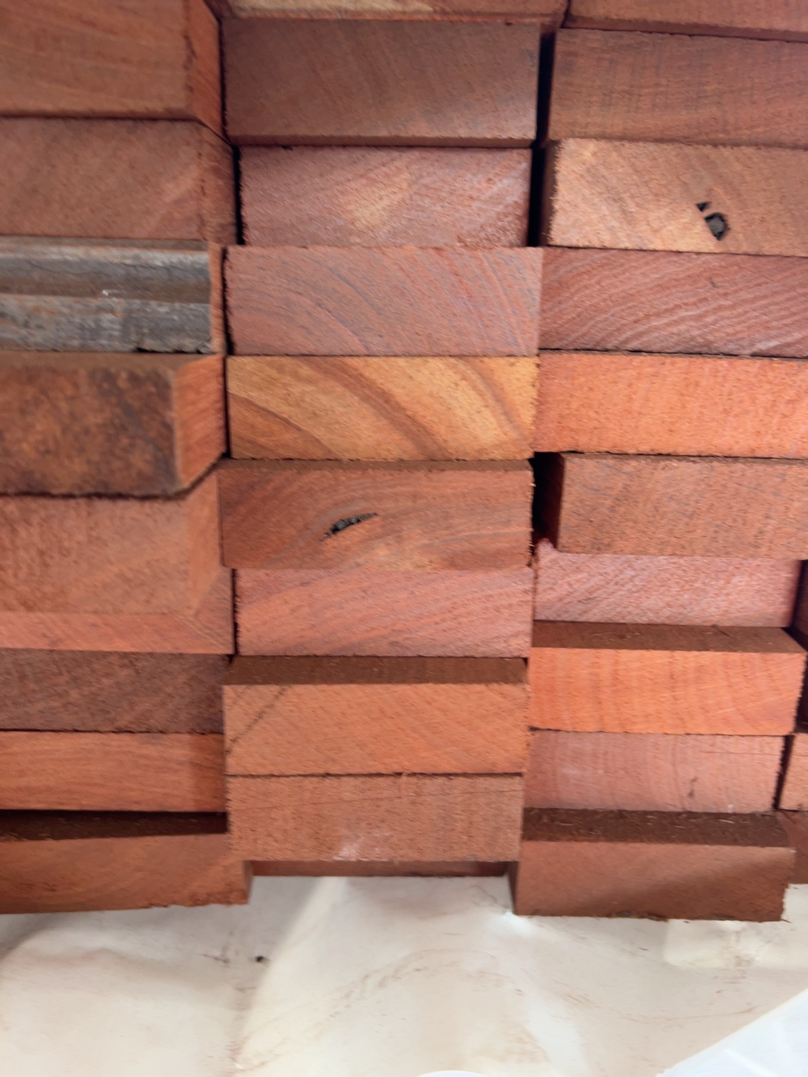 75X25 SKIP DRESSED STANDARD & BETTER GRADE JARRAH-34/1.8 75X25 SKIP DRESSED STANDARD & BETTER GRADE JARRAH-34/1.8