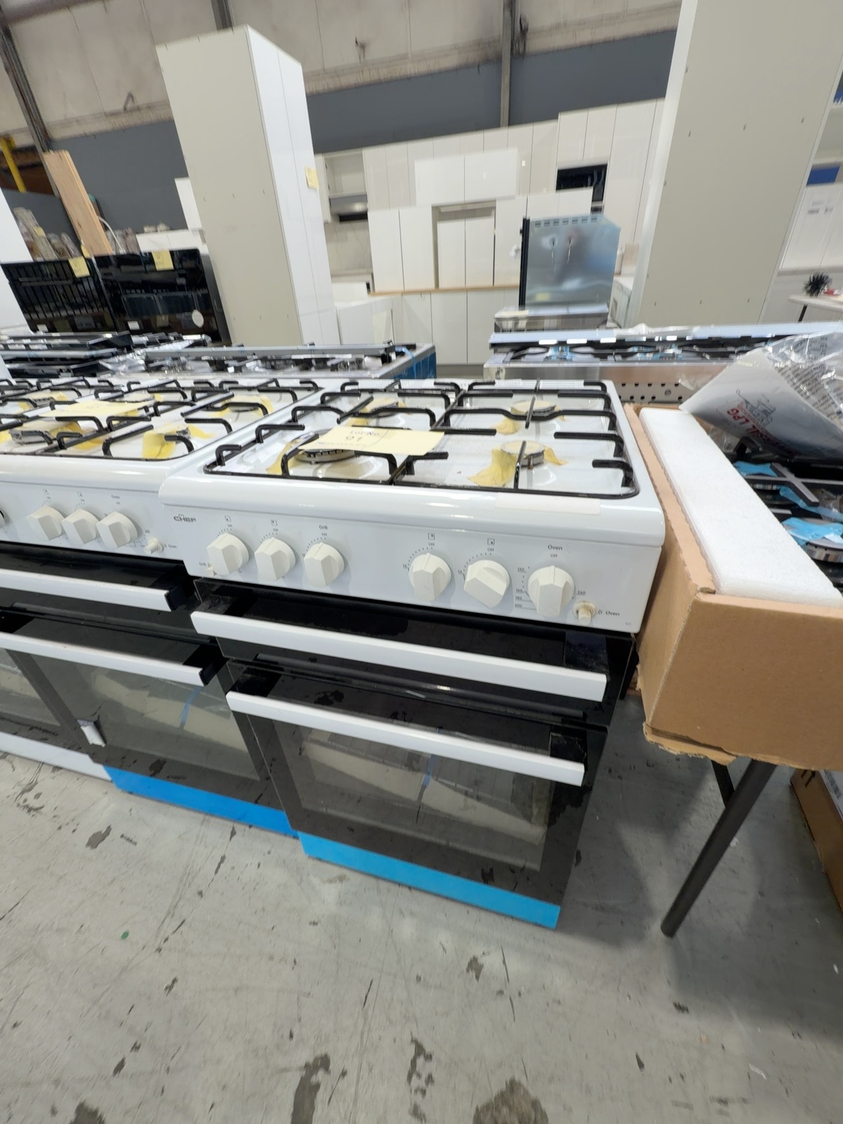NEW CHEF WHITE 540MM ALL GAS FREESTANDING OVEN, WITH SEPARATE GRILL, SOLD AS IS NO WARRANTY NEW CHEF WHITE 540MM ALL GAS FREESTANDING OVEN, WITH SEPARATE GRILL, SOLD AS IS NO WARRANTY
