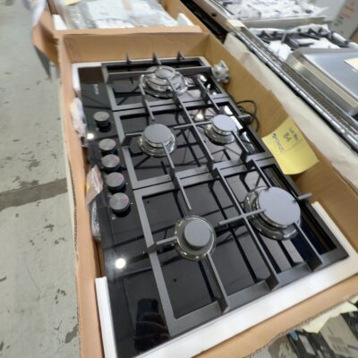 NEW ARTUSI 900MM BLACK GLASS GAS COOKTOP CAGH9000B, 14 DAY WARRANTY NEW ARTUSI 900MM BLACK GLASS GAS COOKTOP CAGH9000B, 14 DAY WARRANTY
