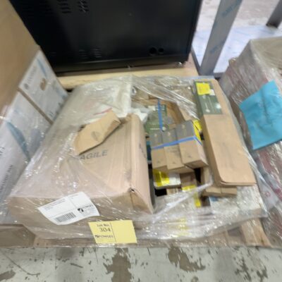 PALLET OF CAROMA ASSORTED TAPWARE AND ACCESSORIES, TOWEL RAILS, SHOWER RAILS ETC, SOLD AS IS PALLET OF CAROMA ASSORTED TAPWARE AND ACCESSORIES, TOWEL RAILS, SHOWER RAILS ETC, SOLD AS IS