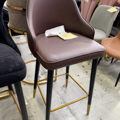 EX SHOWROOM - BROWN LEATHER BAR CHAIR, SOLD AS IS EX SHOWROOM - BROWN LEATHER BAR CHAIR, SOLD AS IS