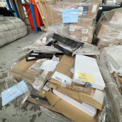 PALLET OF HEATED TOWEL RAILS, PHOENIX TAPWARE, SHOWER RAILS, SHOWER HEADS, ETC SOLD AS IS PALLET OF HEATED TOWEL RAILS, PHOENIX TAPWARE, SHOWER RAILS, SHOWER HEADS, ETC SOLD AS IS