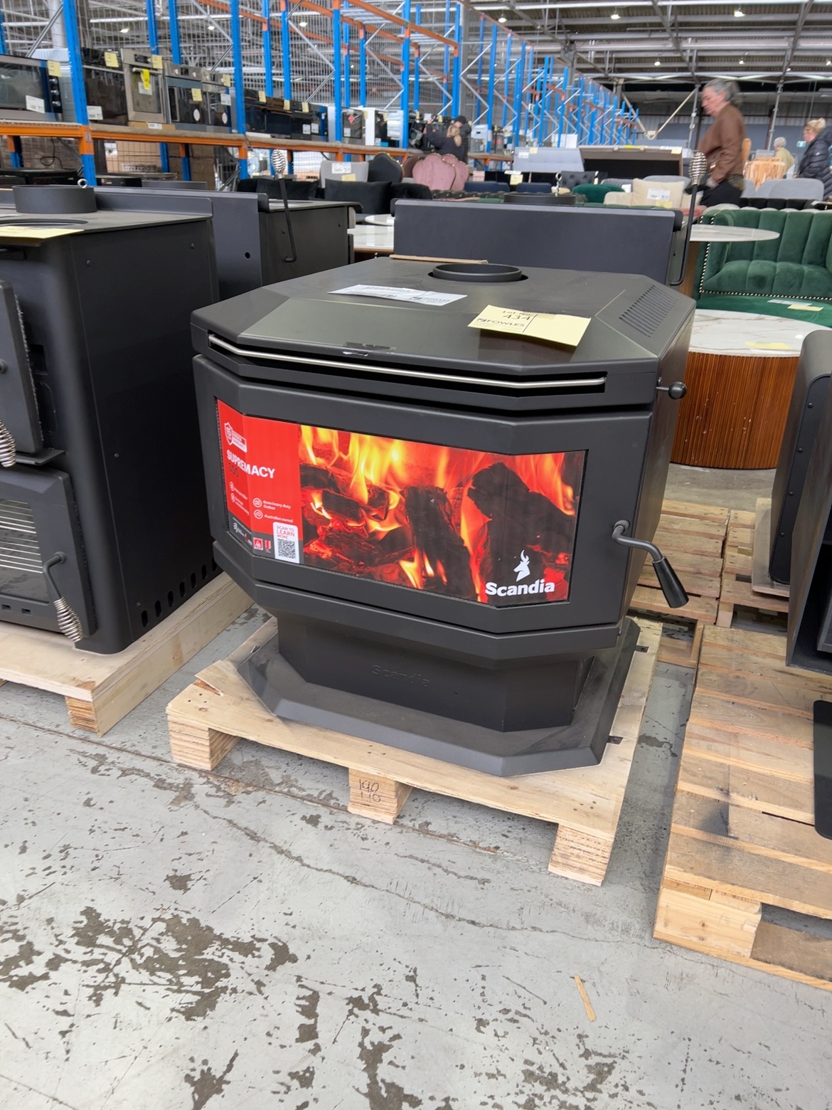 EX DISPLAY SCANDIA SUPREMACY 300 WOOD HEATER SCSP300, HEATS UP TO 300M2, PANORAMIC BAY WINDOW, 3 SPEED FAN, SCSP300-25-0198 3 MONTHS WARRANTY EX DISPLAY SCANDIA SUPREMACY 300 WOOD HEATER SCSP300, HEATS UP TO 300M2, PANORAMIC BAY WINDOW, 3 SPEED FAN, SCSP300-25-0198 3 MONTHS WARRANTY