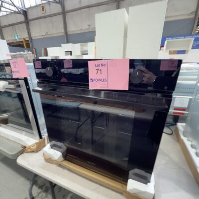 EX DISPLAY TECHNIKA OVEN TO605TX, 5 FUNCTION WITH 3 MONTH WARRANTY