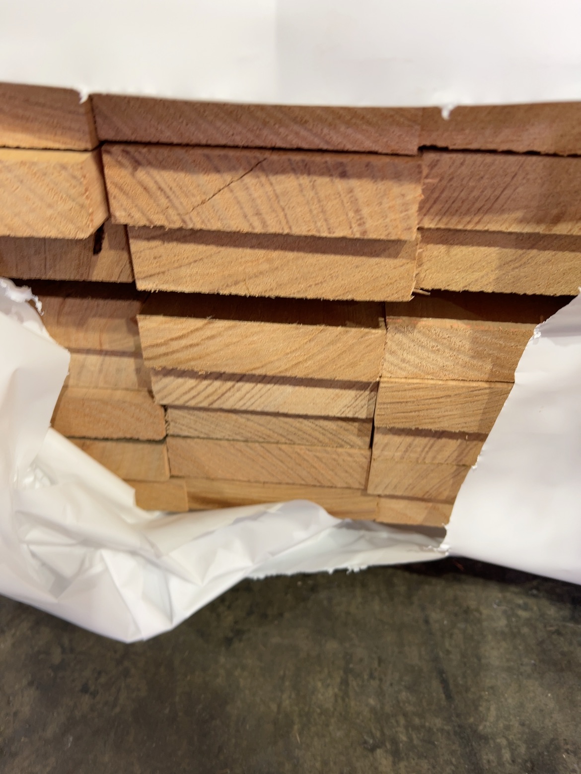 100X25 SKIP DRESSED SELECT GRADE SOUTHERN ASH KD HARDWOOD 100X25 SKIP DRESSED SELECT GRADE SOUTHERN ASH KD HARDWOOD