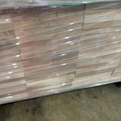 190X19 TASMANIAN OAK F/J LAM PRIME GRADE RISERS-174/1.2 190X19 TASMANIAN OAK F/J LAM PRIME GRADE RISERS-174/1.2